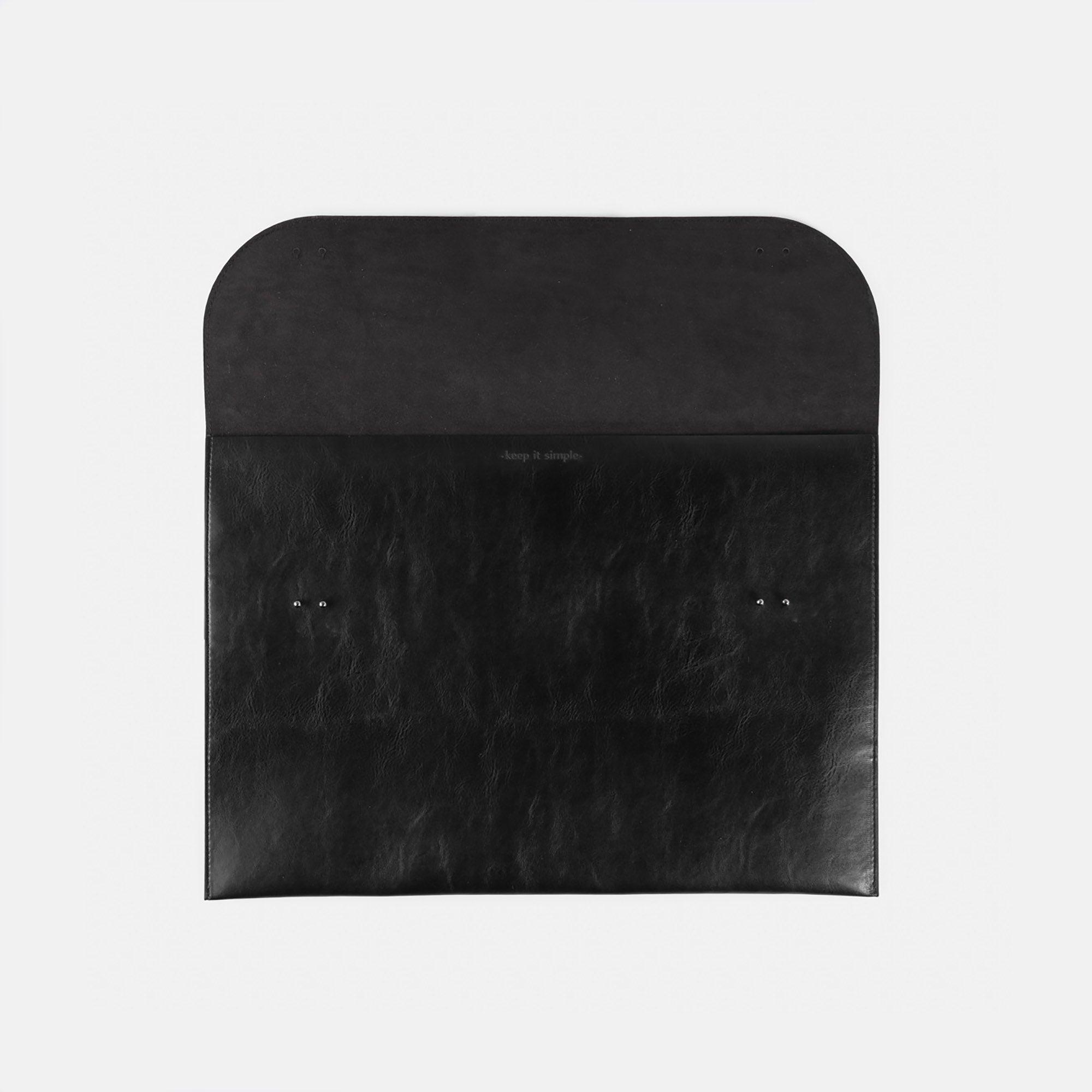 Case Laptop 'Milo' All Black-Off White Cat-