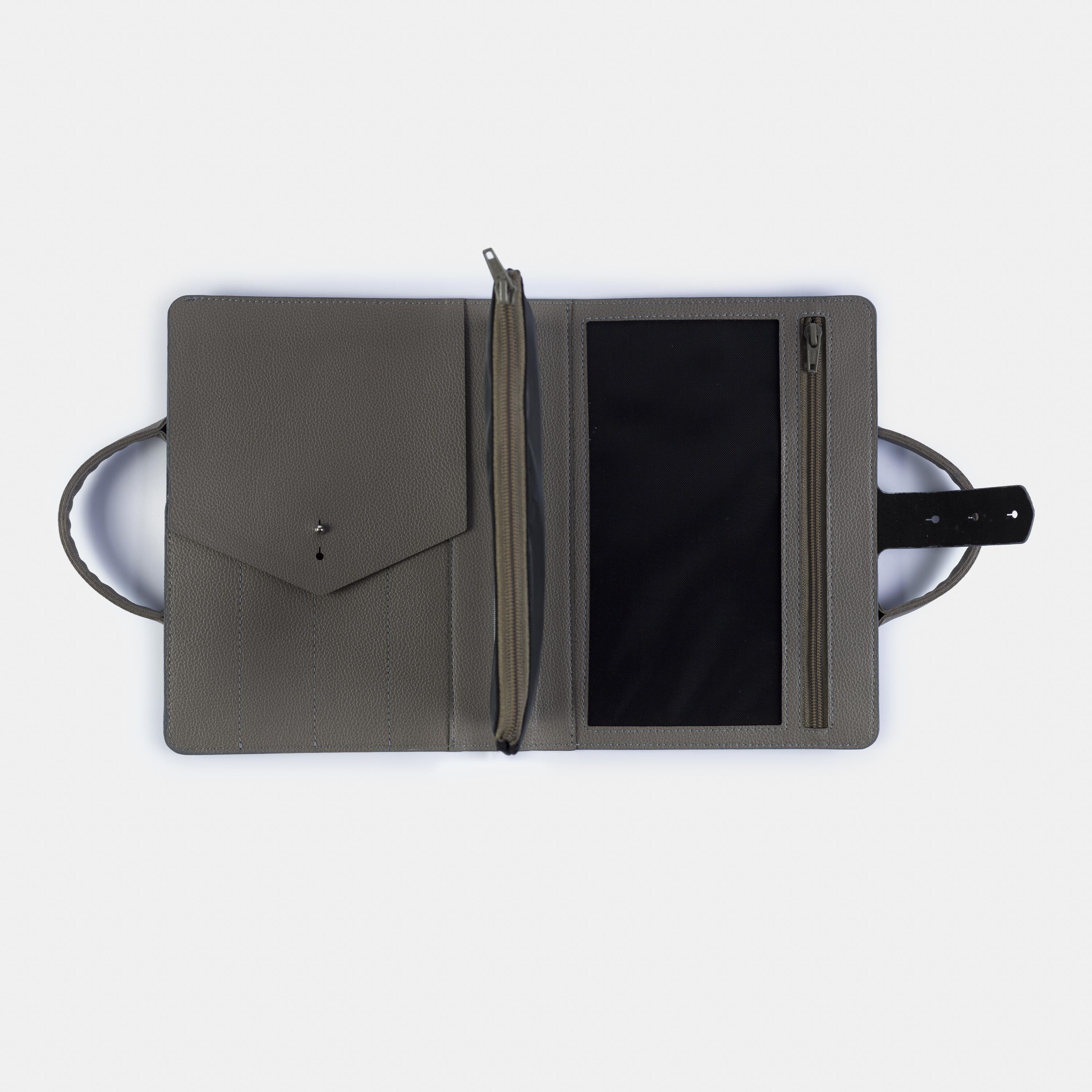 Necessaire 'Marie' Grey